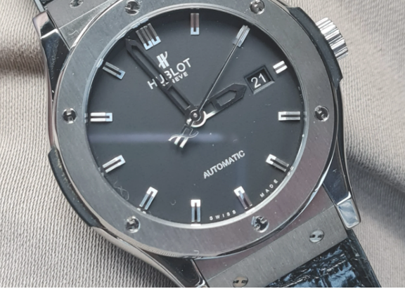 Review of Hublot Classic Fusion Chronograph Black Magic 42mm